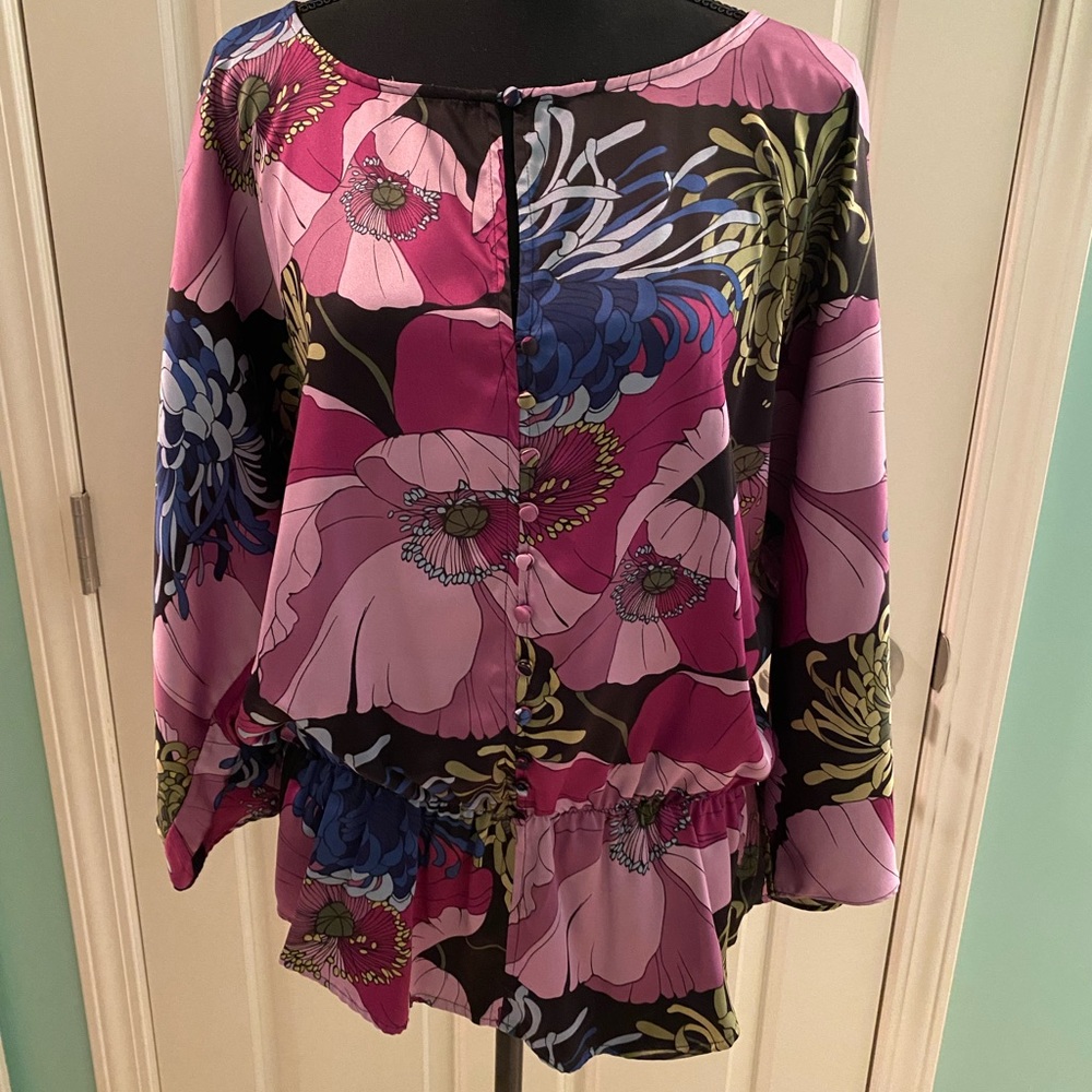 Super Silky Blouse-Large